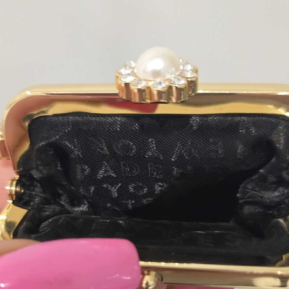 Kate Spade Black and Gold Wristlet NWOT - Picture 6 of 8